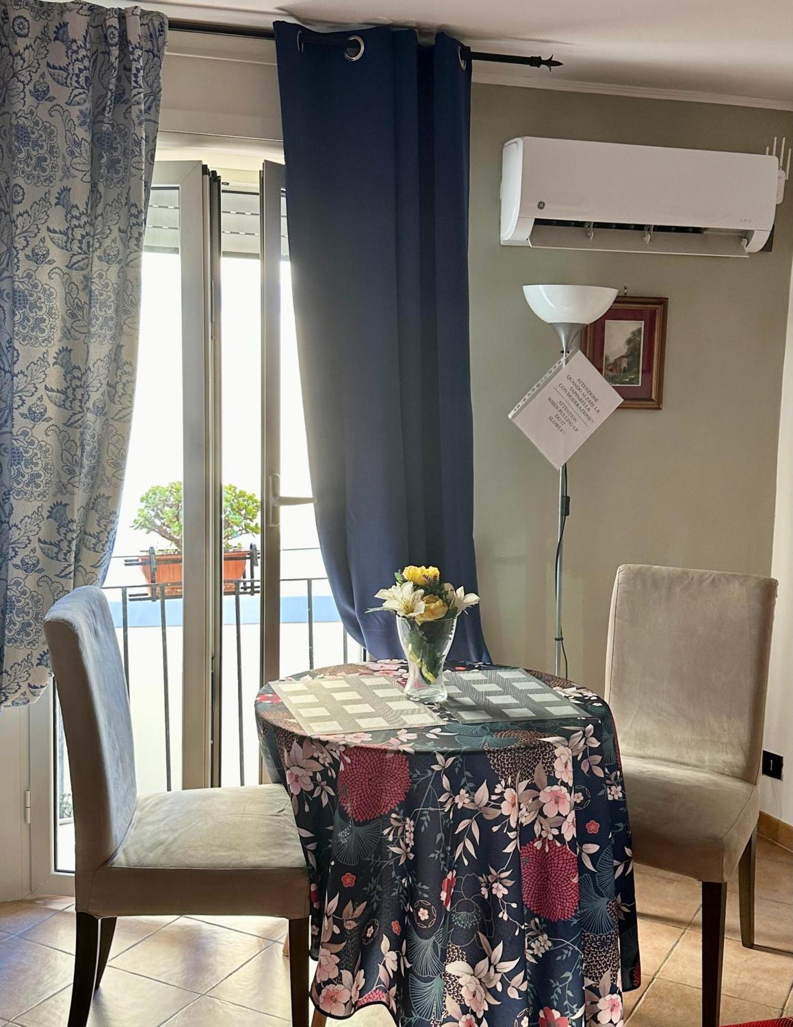 Maison Romantique Неаполь Экстерьер фото